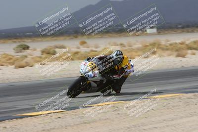 media/Mar-01-2025-Race Pace (Sat) [[ebf7b6e548]]/8-Vested (Turn 4 Inside) 11am/